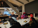 Sinterklaasfeest bij S.K.N.W.K. voor JO7-1 van vrijdag 1 december 2023 (131/180)